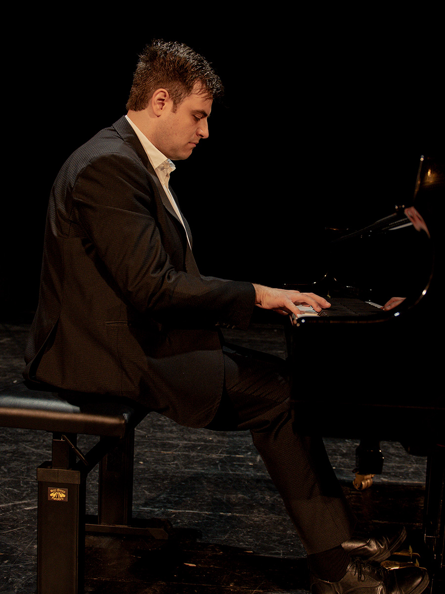 docenti-lizard-macerata-pianoforte-luca-romagnoli Luca Romagnoli